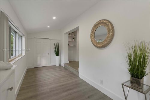 1417 Plunkett St, Hollywood, FL, 33020-6431 | Card Image