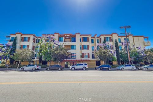 101-6938 Laurel Canyon Blvd, North Hollywood, CA, 91605-2703 | Card Image