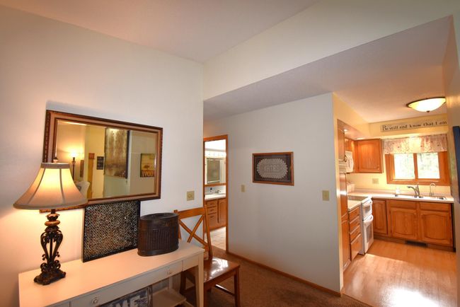 Living Room/ Kitchen, Hallway | Image 15