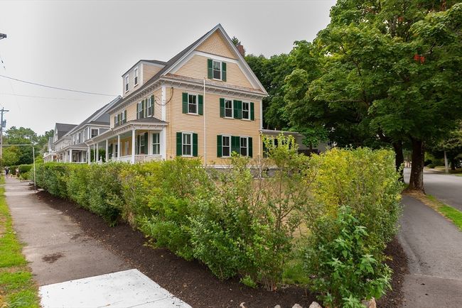 1 - 51 Elm St, House attached with 4 bedrooms, 2 bathrooms and 2 parking in Andover MA | Image 29