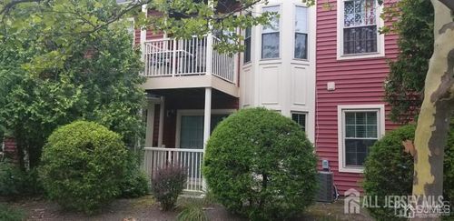 268 Crosspointe Dr, East Brunswick, NJ, 08816-1847 | Card Image