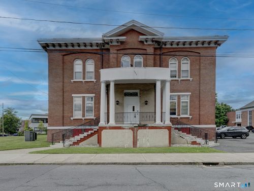 102-111 Franklin Square, New Britain, CT, 06051 | Card Image