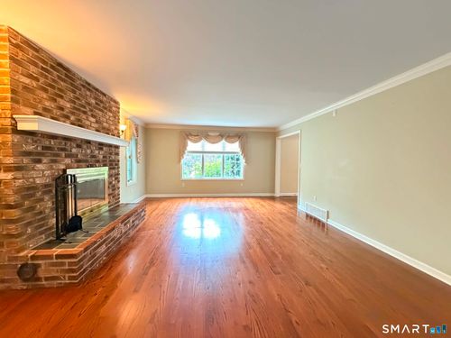 144 Munn Rd, Southbury, CT, 06488-2431 | Card Image