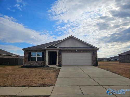 110 Tea Tree Ct, Hazel Green, AL, 35750-5201 | Card Image