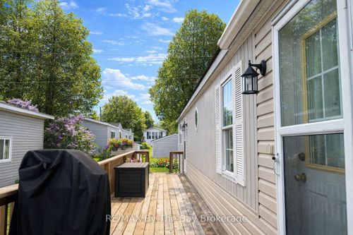 4117 Elaine Street, Severn, ON, L3V6H4 | Card Image