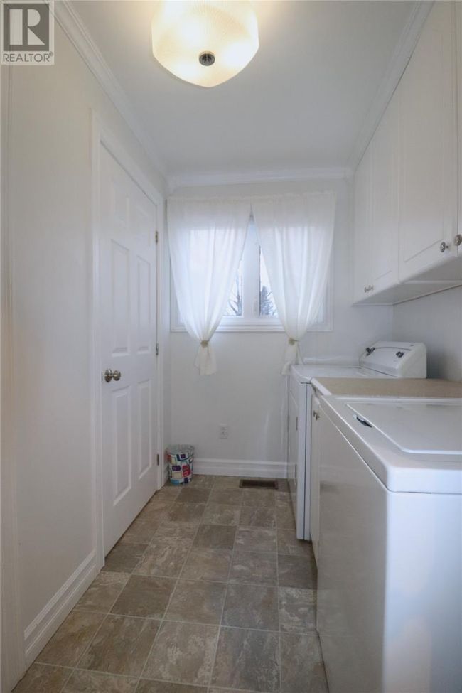 9 Oak Cres, House other with 3 bedrooms, 1 bathrooms and null parking in Cormack NL | Image 22