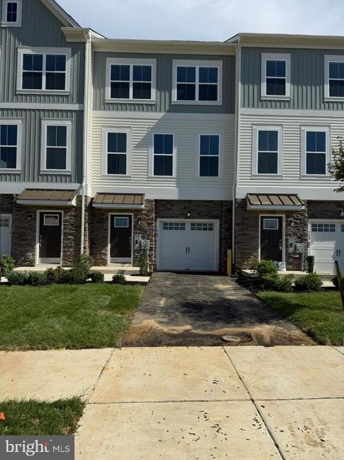 748 Rosler Way, MIDDLETOWN, DE, 19709-3375 | Card Image