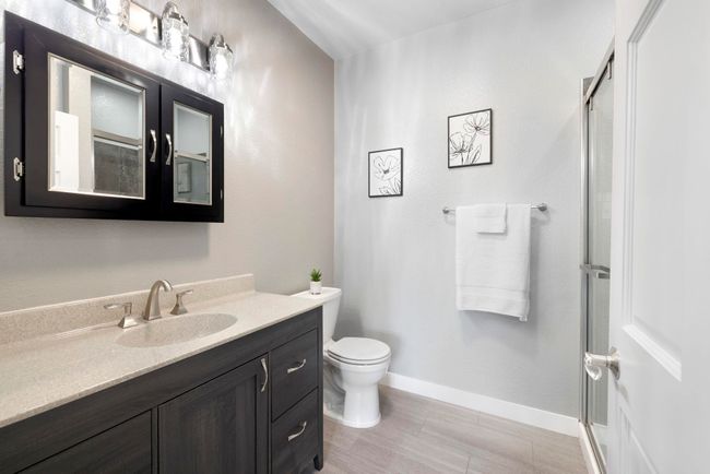 105 Community Dr, Condo with 3 bedrooms, 3 bathrooms and null parking in FALL RIVER WI | Image 21