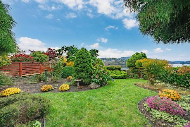 1128 Ioco Rd, House other with 4 bedrooms, 3 bathrooms and 5 parking in Port Moody BC | Image 37