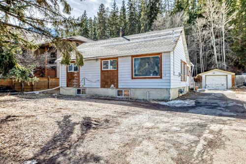 231 Three Sisters Dr, Canmore, AB, T1W2M4 | Card Image