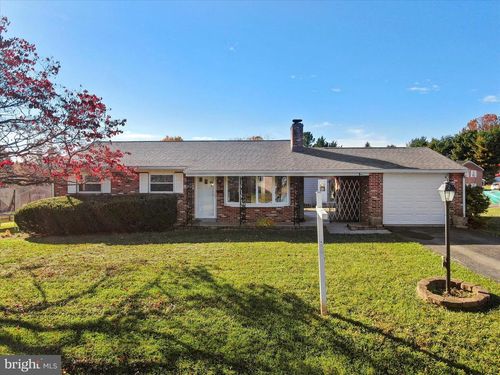 17623 Meadowood Dr, HAGERSTOWN, MD, 21740-7758 | Card Image