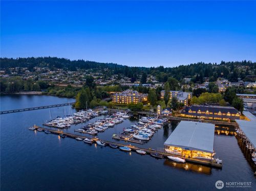 a402-6121 Ne 175th St, Kenmore, WA, 98028-4845 | Card Image
