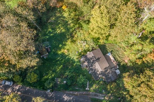 301 Berkshire Rd, Southbury, CT, 06488-2041 | Card Image