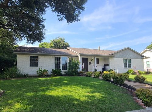 13429 Spring Grove Ave, Dallas, TX, 75240-5547 | Card Image