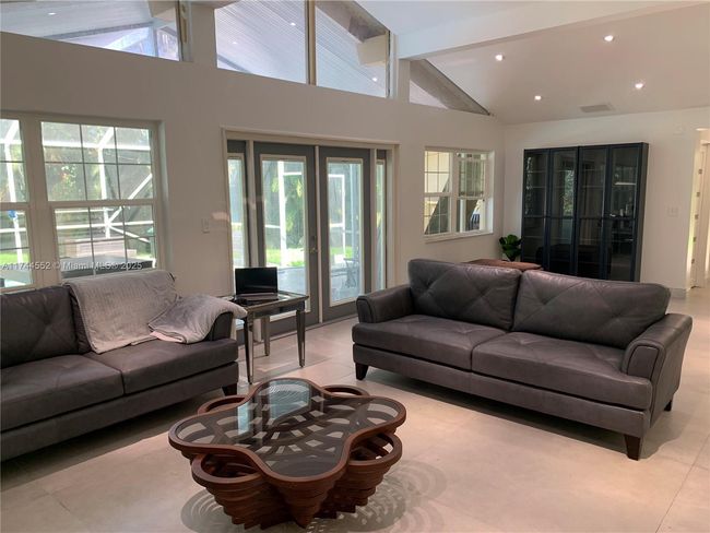 4851 Sw 106 Th Ave, House other with 3 bedrooms, 2 bathrooms and null parking in Davie FL | Image 29
