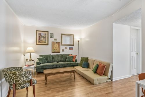 401-2325 Elliston Pl, Nashville, TN, 37203-1722 | Card Image