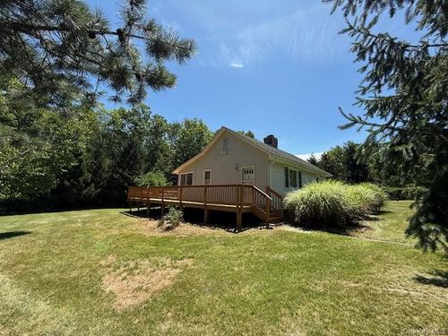 13 Corkscrew Rd, Barryville, NY, 12719-5207 | Card Image