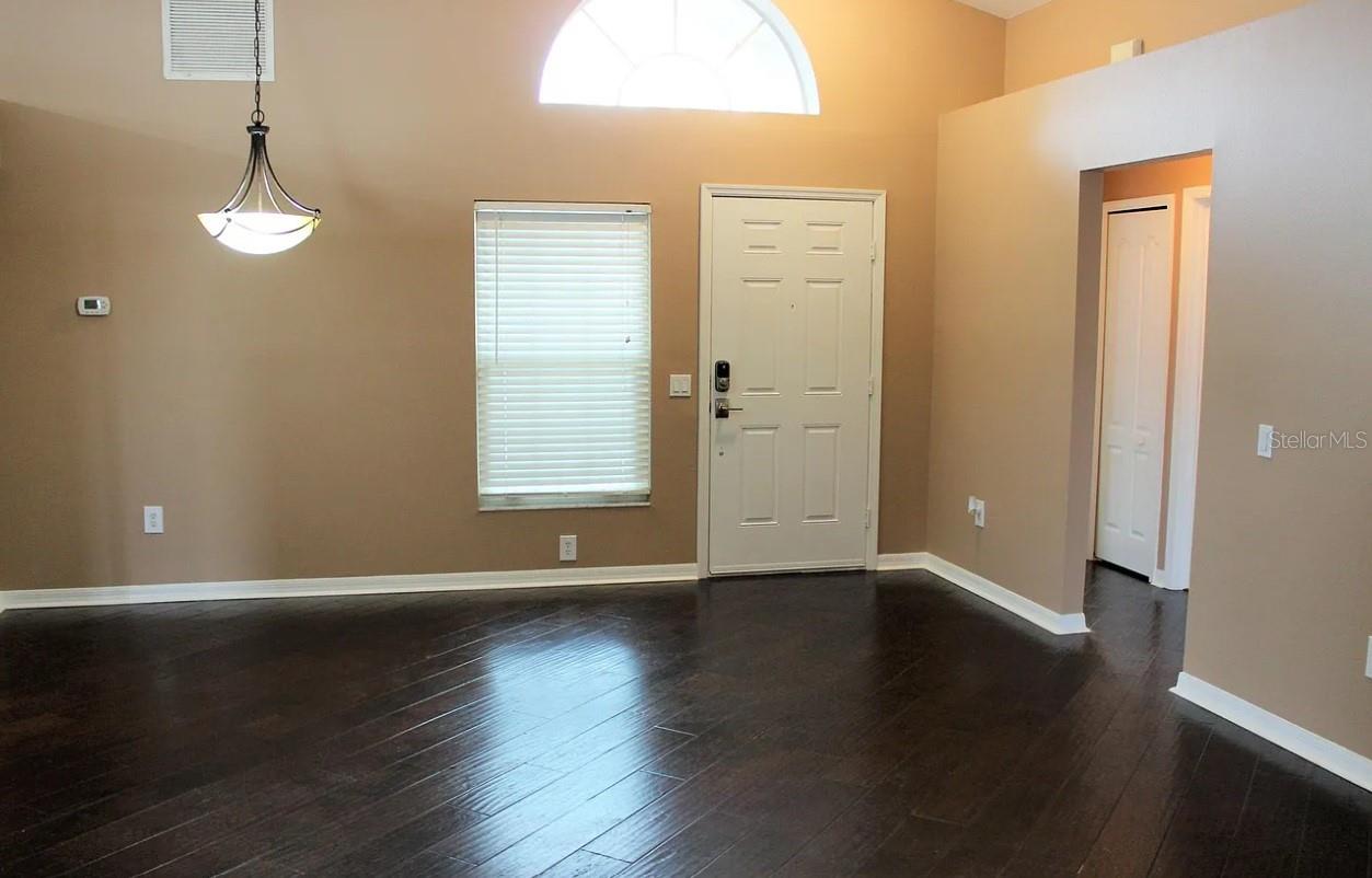 Residential Lease in WESLEY CHAPEL 3