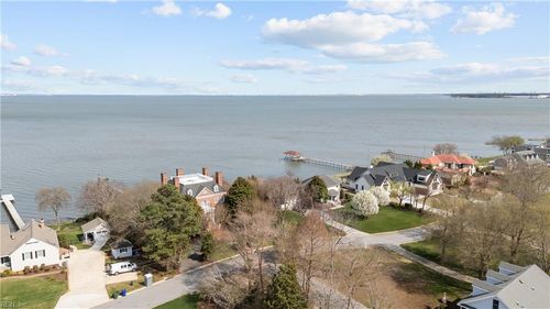 9200 Wigneil St, Suffolk, VA, 23433-1529 | Card Image