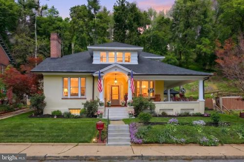 39 Cottage Ave, GLEN ROCK, PA, 17327-1001 | Card Image