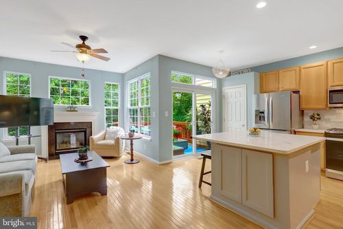 6138 Cinnamon Ct, ALEXANDRIA, VA, 22310-2653 | Card Image