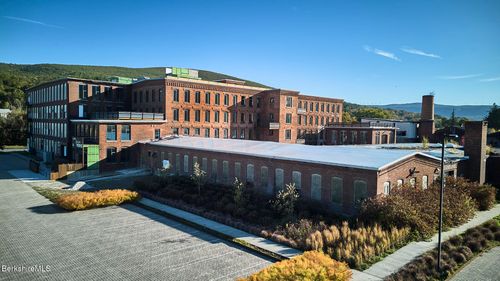 303-520 State Rd, North Adams, MA, 01247-3092 | Card Image