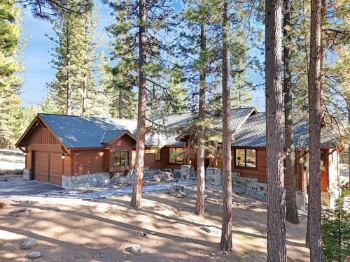 462 Arrowleaf Rd, Portola, CA, 96122-7088 | Card Image