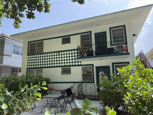934 Meridian Ave, Miami Beach, FL, 33139-8472 | Card Image
