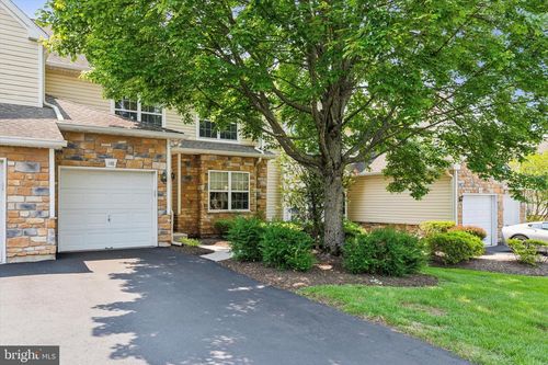 148 Canterbury Ln, BLUE BELL, PA, 19422-1278 | Card Image