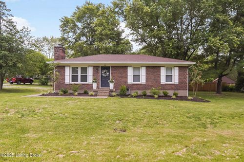 6811 Village Green Blvd, Pewee Valley, KY, 40056-9084 | Card Image