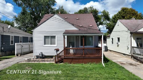 3918 Larchmont St, Flint, MI, 48532-5270 | Card Image