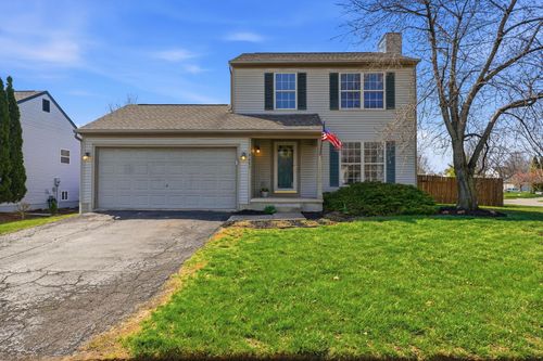 9003 Holquest Dr, Lewis Center, OH, 43035-8422 | Card Image