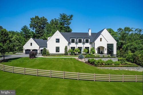 1004 Dogue Hill Ln, MCLEAN, VA, 22101-1715 | Card Image