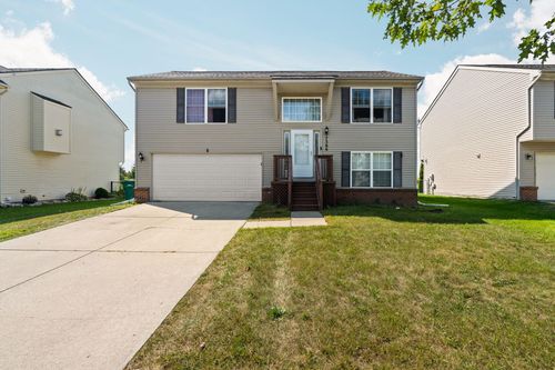 7366 Maplelawn Dr, Ypsilanti, MI, 48197-1883 | Card Image