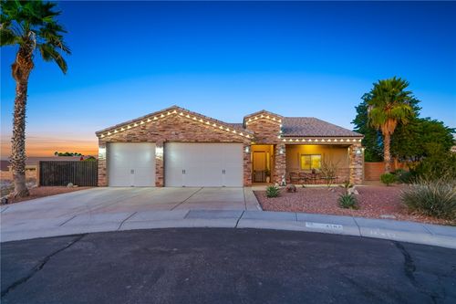 1102 Bella Luna Dr, Bullhead City, AZ, 86429-5967 | Card Image