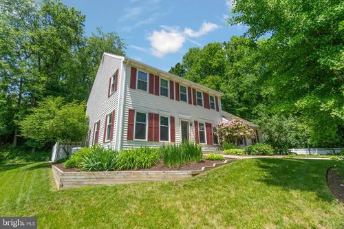 8 Glen View Pl, Newark, DE, 19711-3777 | Card Image