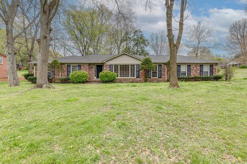1416 Parker Pl, Brentwood, TN, 37027-7018 | Card Image