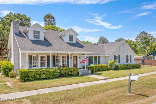 656 4th St, Chipley, FL, 32428-1436 | Card Image