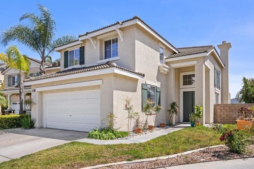 687 Glasgow Ct, San Marcos, CA, 92069-8135 | Card Image