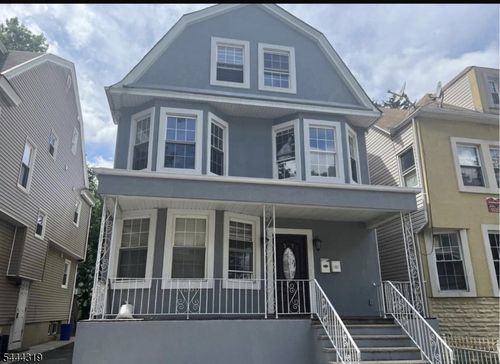 37 N 16th St, East Orange, NJ, 07017-5117 | Card Image