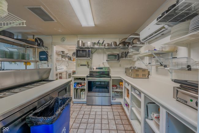 Commercial Kitchen | Image 77