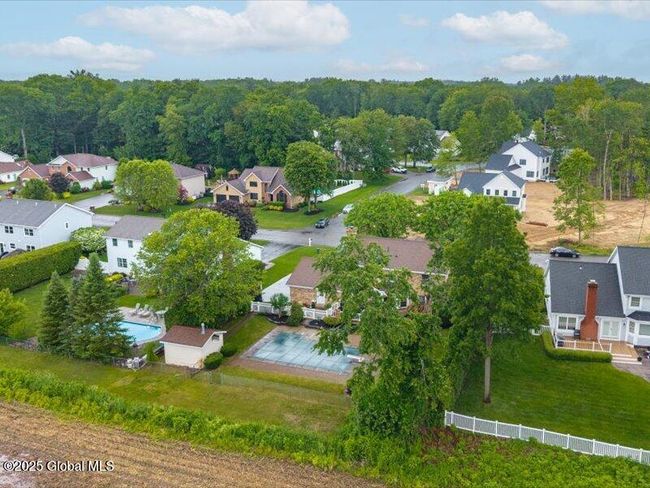 3077 New Williamsburg Dr, House other with 4 bedrooms, 4 bathrooms and 6 parking in Schenectady NY | Image 60