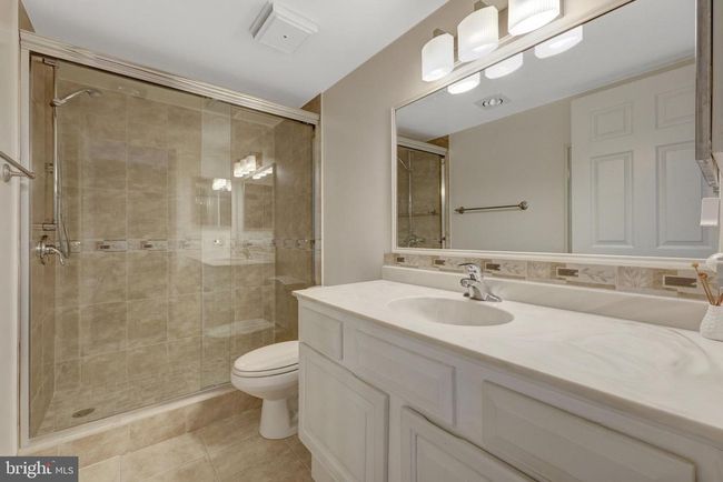 APT-1610 - 1800 Old Meadow Rd, Condo with 1 bedrooms, 2 bathrooms and null parking in MCLEAN VA | Image 37