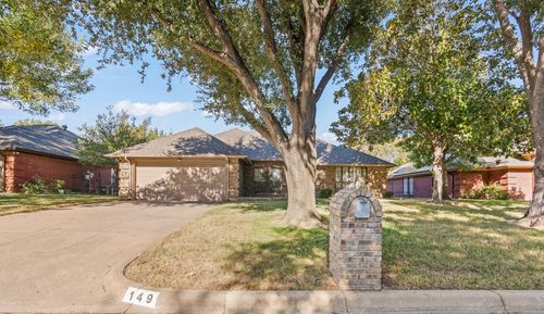 149 Sandlewood Ln, Burleson, TX, 76028-2566 | Card Image