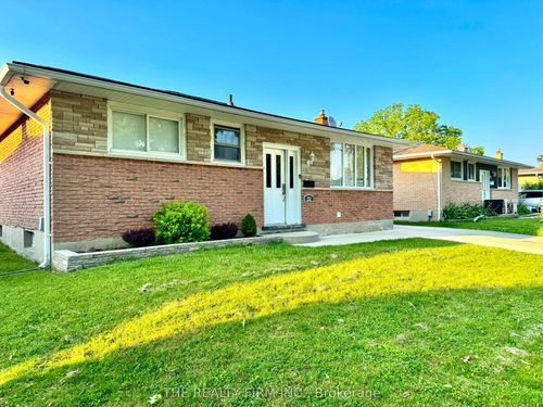 22 Archer Cres, London, ON, N6E2A5 | Card Image