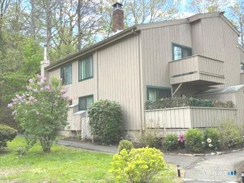 84-84 Mohawk Trl, Guilford, CT, 06437-1107 | Card Image