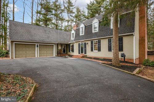 7 Weston Dr, Mohnton, PA, 19540-8344 | Card Image