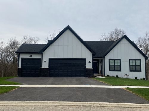 2101 Bilstone Dr, Lynwood, IL, 60411-1575 | Card Image