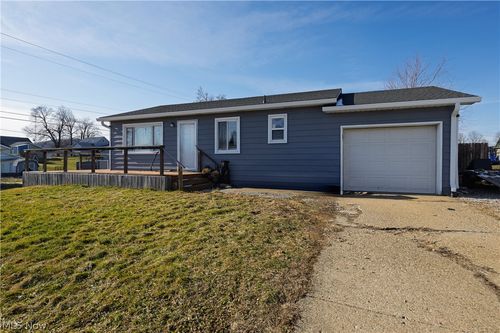 131 E Mill St, Gnadenhutten, OH, 44629-5023 | Card Image