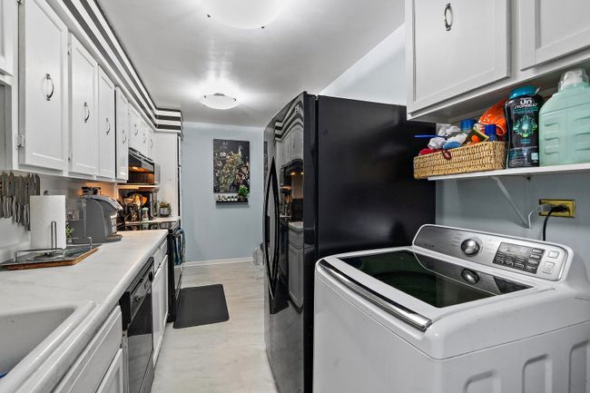 APT-115 - 824 E Old Willow Rd, Condo with 3 bedrooms, 2 bathrooms and 3 parking in Prospect Heights IL | Image 10
